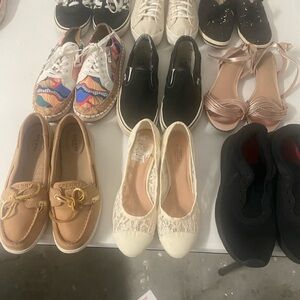 Women’s shoe bundle